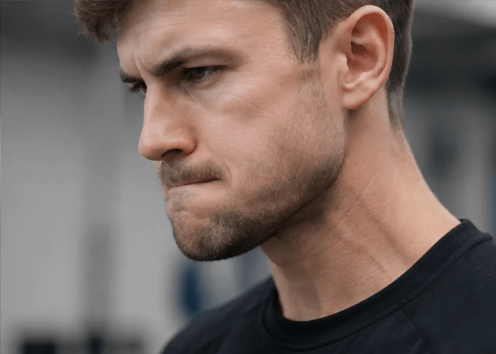 A clenched jaw and tight masseter muscle, the daytime clenching bruxism treatment eases
